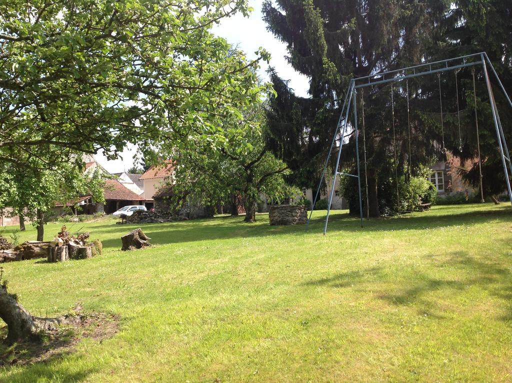 Les Jardins De La Tuilerie Bed & Breakfast Jouarre Dış mekan fotoğraf